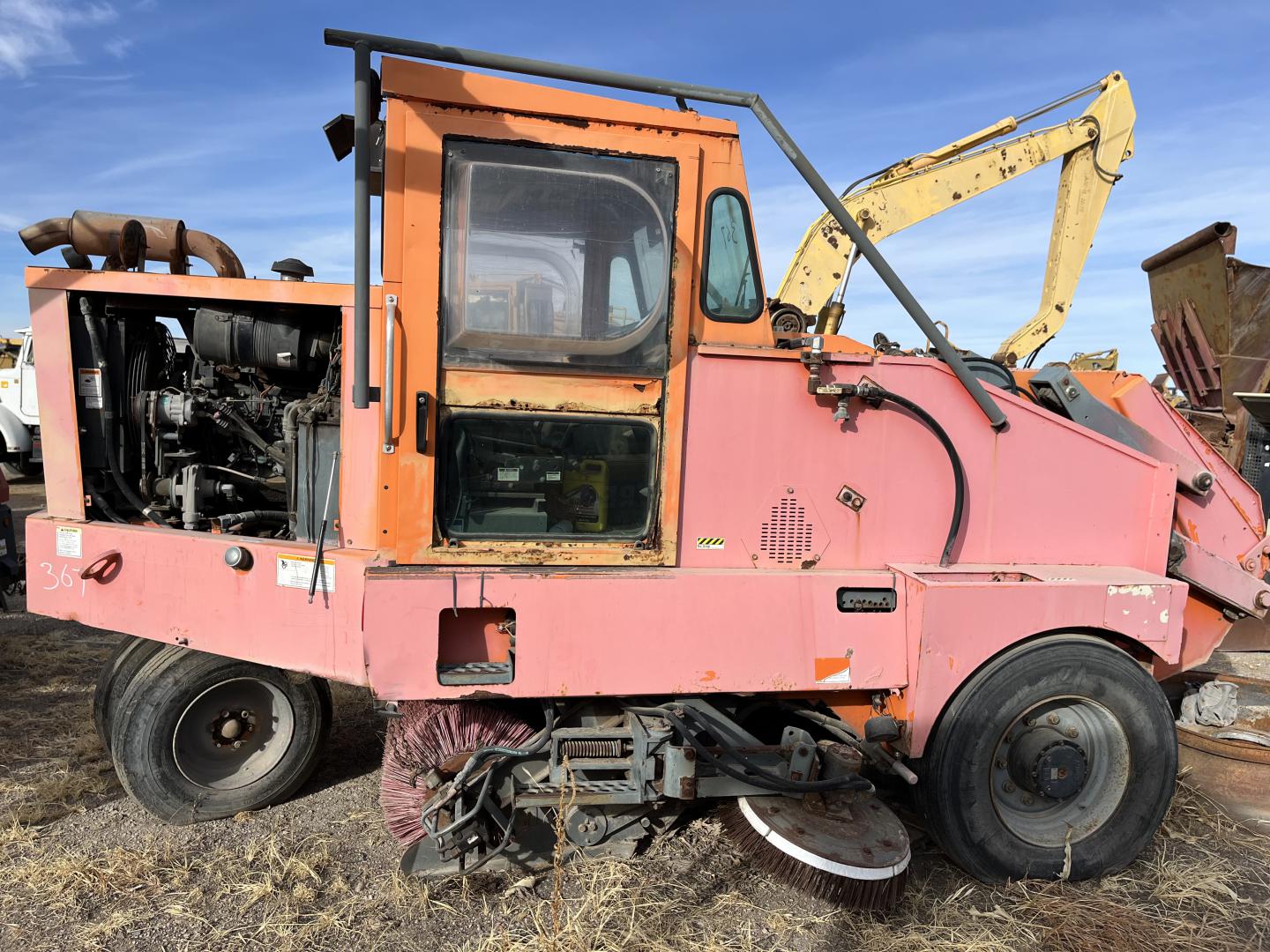 ./imagenes/INVOICE/2019/16478/CAMION BARREDORA ELGIN PELICAN (31).JPG